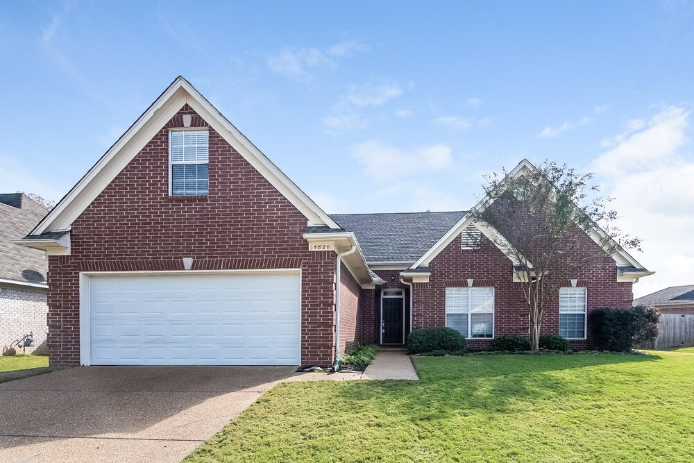 4-Bed Rental on 5820 Lillian Bend photo 1