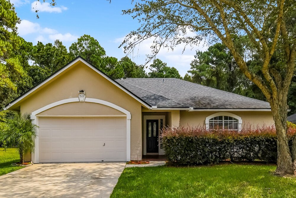 3-Bed Rental on 1509 Maple Leaf photo 1
