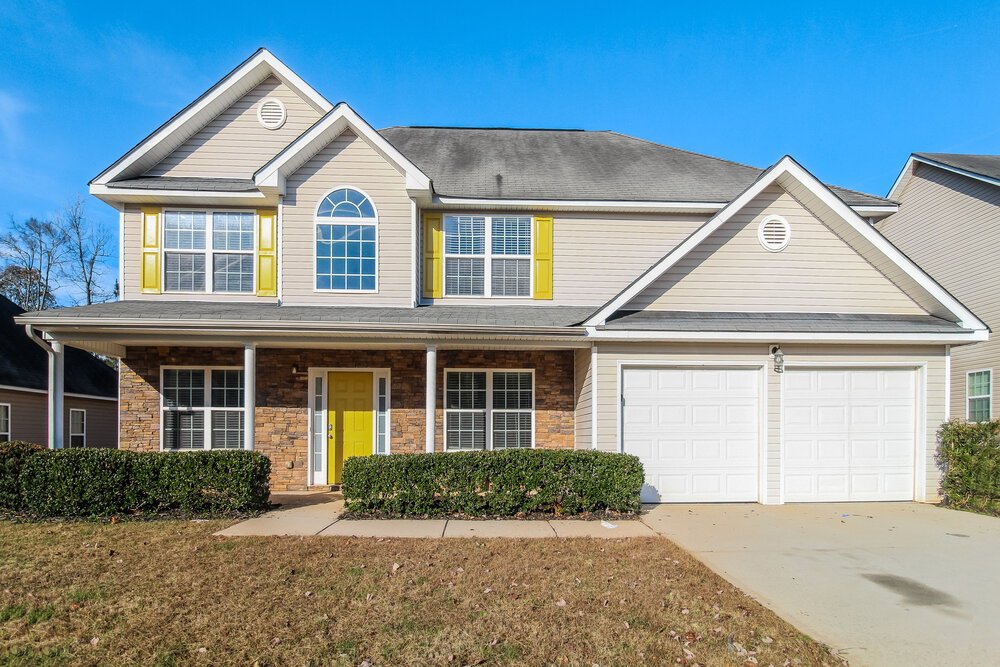 4-Bed Rental on 296 Millstone Dr photo 1