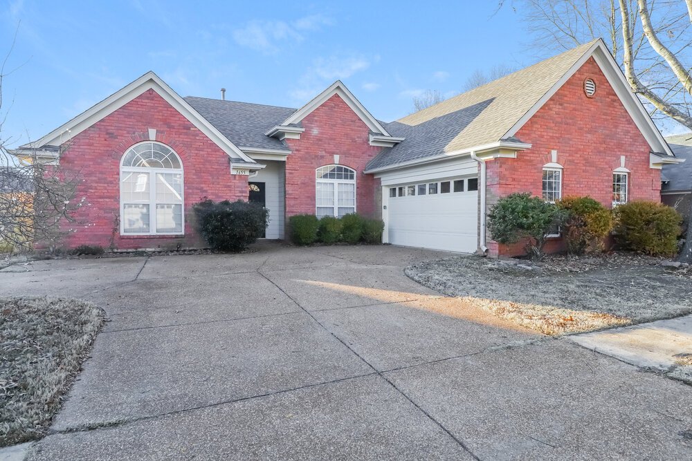 3-Bed Rental on 1655 Torrington Dr photo 1