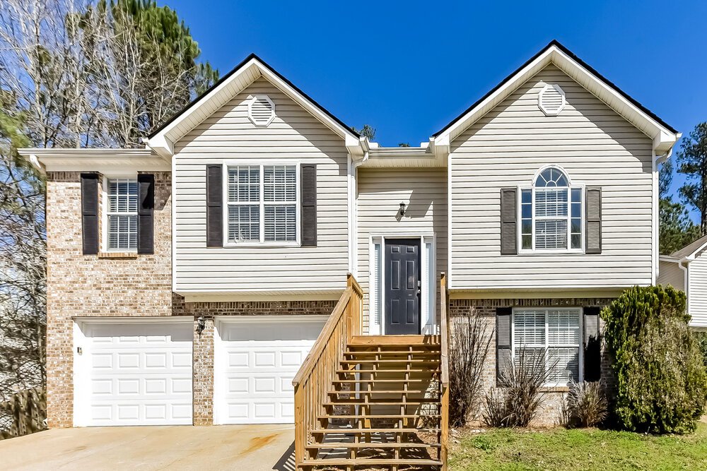 4-Bed Rental on 735 Bridgewood Ct photo 1