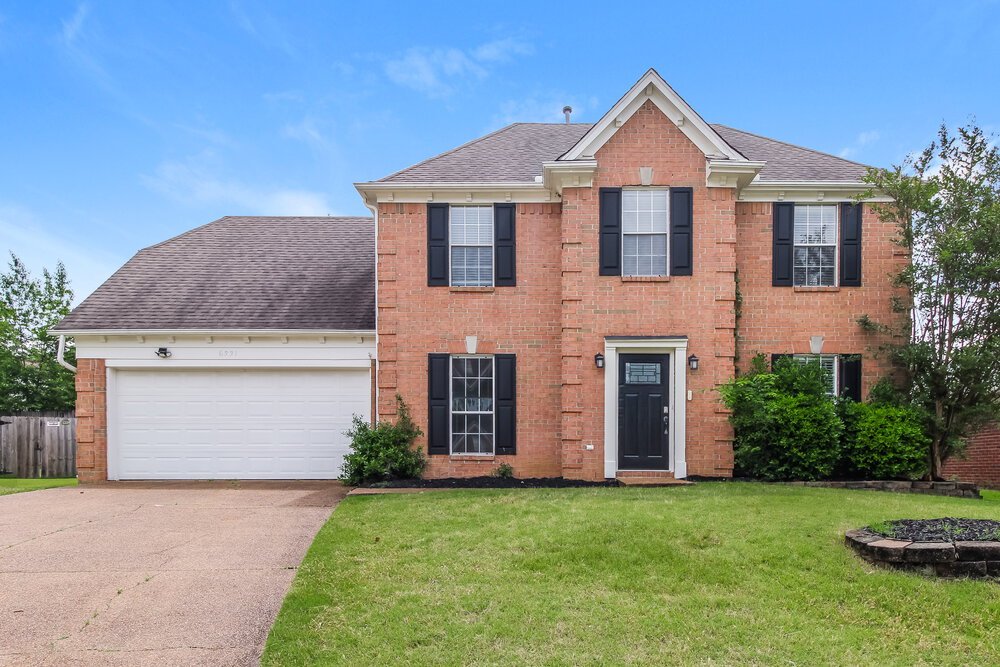 4-Bed Rental on 6331 Fairway Hill photo 1