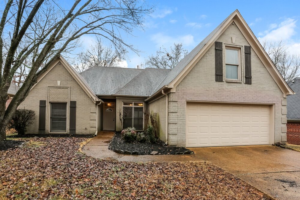 4-Bed Rental on 8633 Meadow Green photo 1