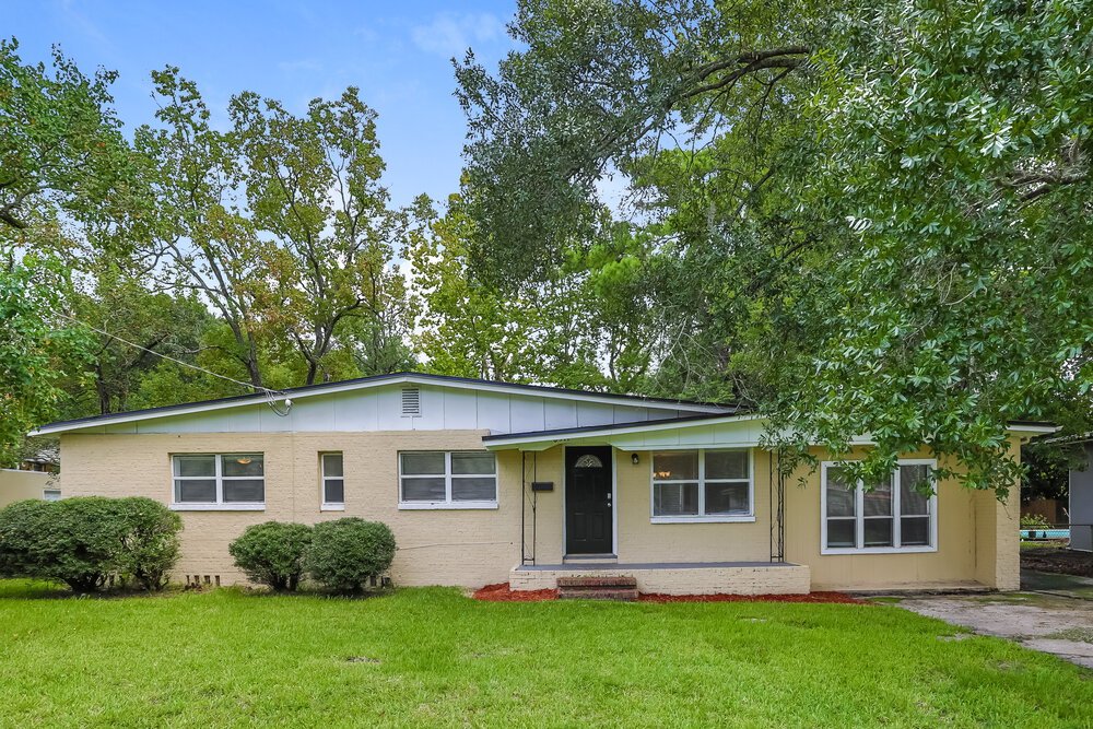 3-Bed Rental on 6511 Burgundy Rd photo 1