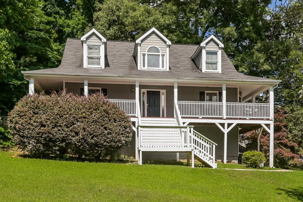 3-Bed Rental on 710 Maggie Mae photo 1