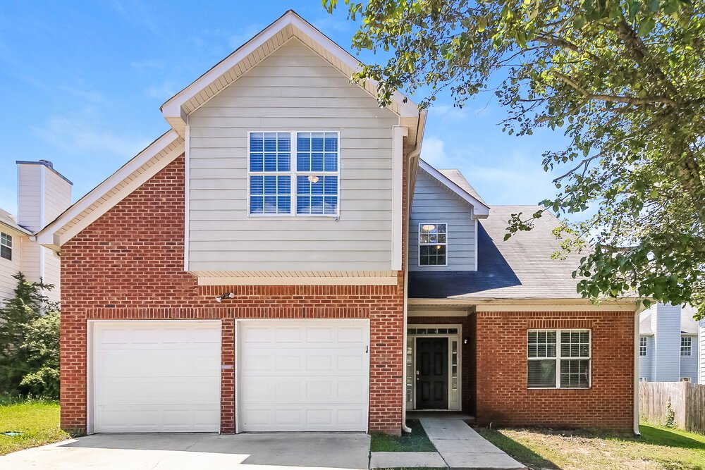 3-Bed Rental on 3505 Creekview Dr photo 1