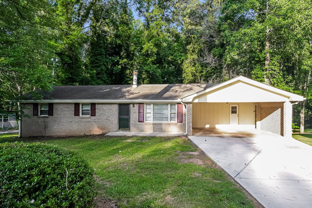 3-Bed Rental on 355 Arcadia Pl photo 1