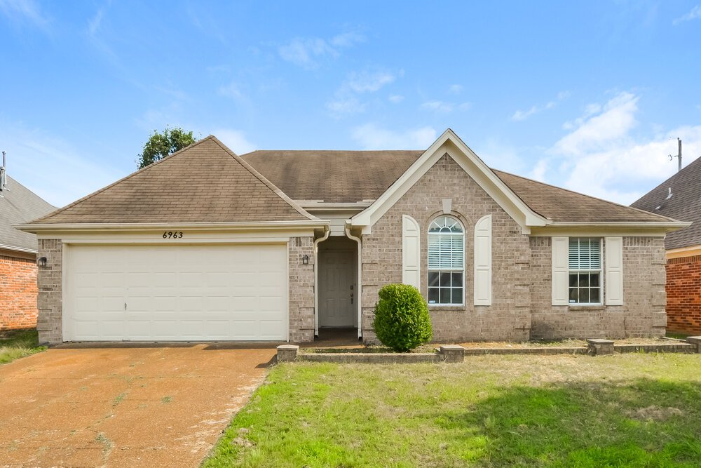 3-Bed Rental on 6963 Naples Dr photo 1