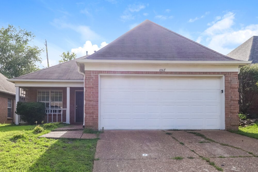 3-Bed Rental on 1067 Cross Meadow photo 1