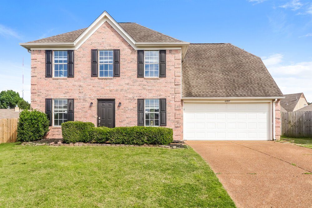 4-Bed Rental on 6997 Luxor Ln photo 1