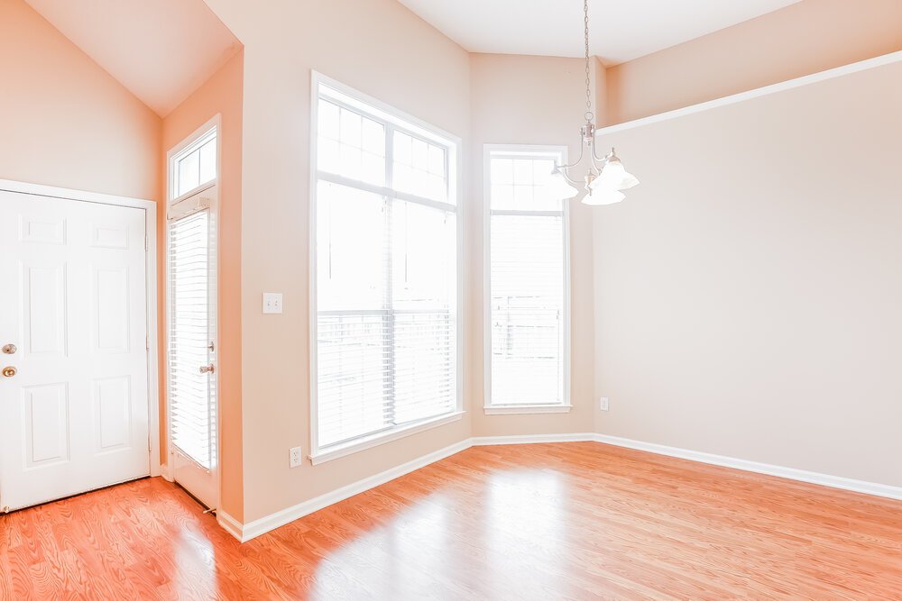 3-Bed Rental on 1112 Averett Ln photo 2