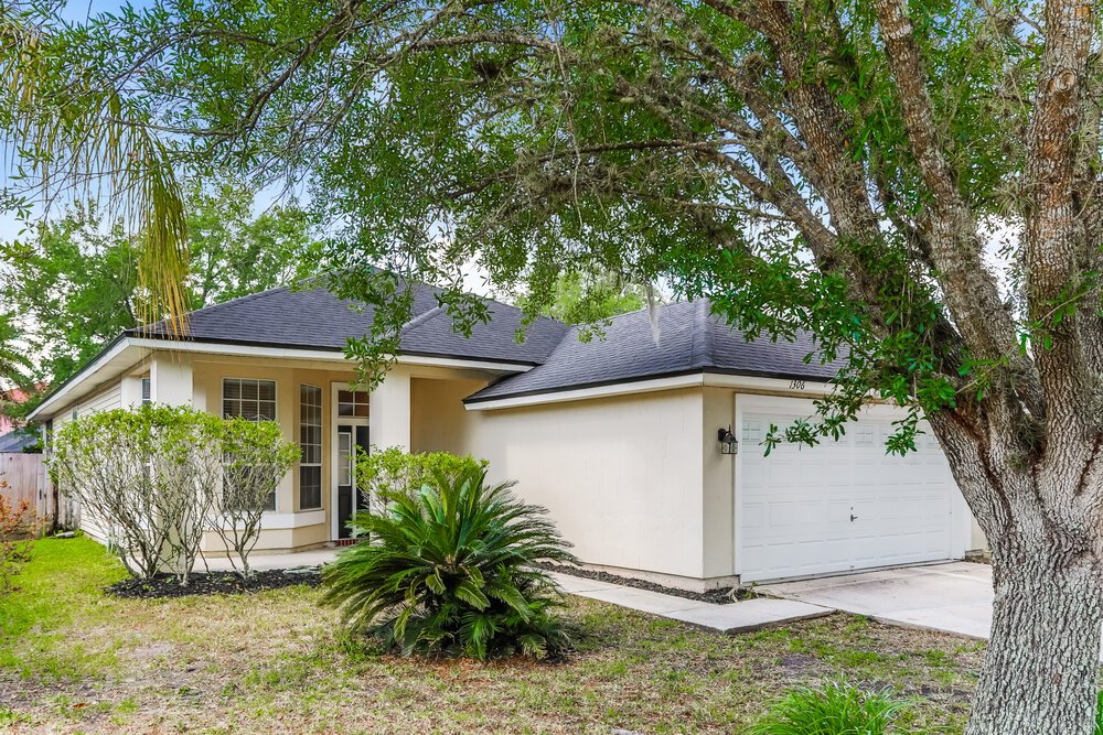 4-Bed Rental on 1306 Ardmore St photo 3