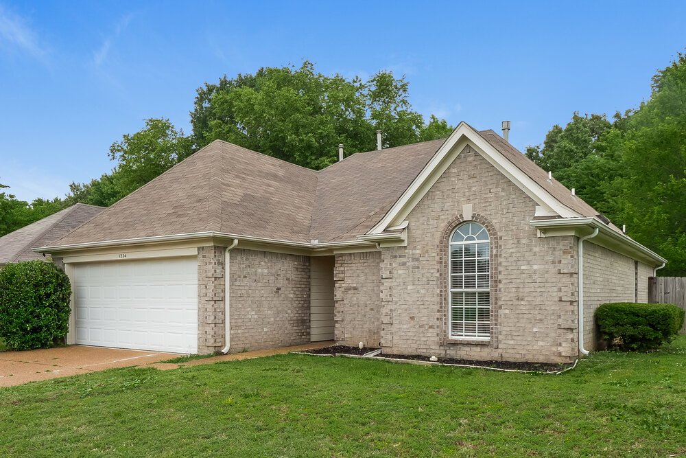 3-Bed Rental on 1224 Whistler Dr photo 3