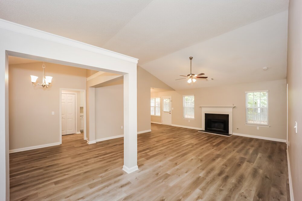 3-Bed Rental on 154 Fairhaven Trl photo 3