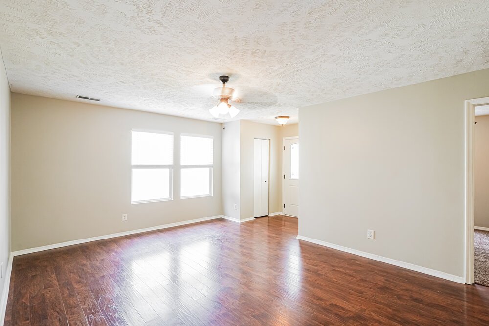 3-Bed Rental on 2735 Sutherland Dr photo 3