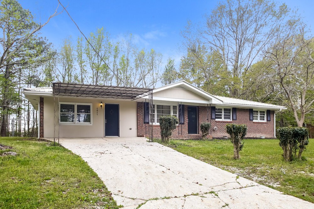 3-Bed Rental on 4647 Big B photo 3