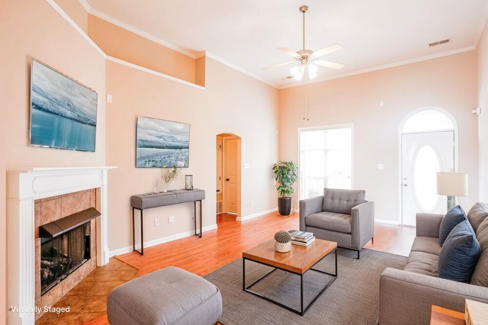 3-Bed Rental on 1112 Averett Ln photo 3