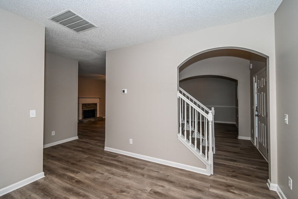 4-Bed Rental on 6657 Delaware Bnd photo 4