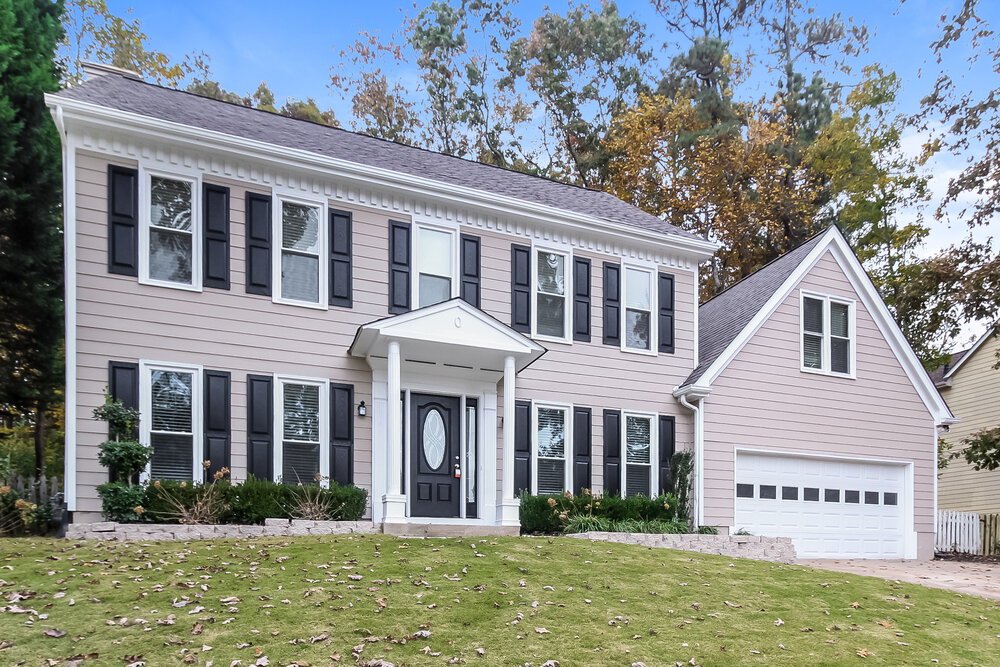 3-Bed Rental on 2570 Broadmoor Ct photo 4