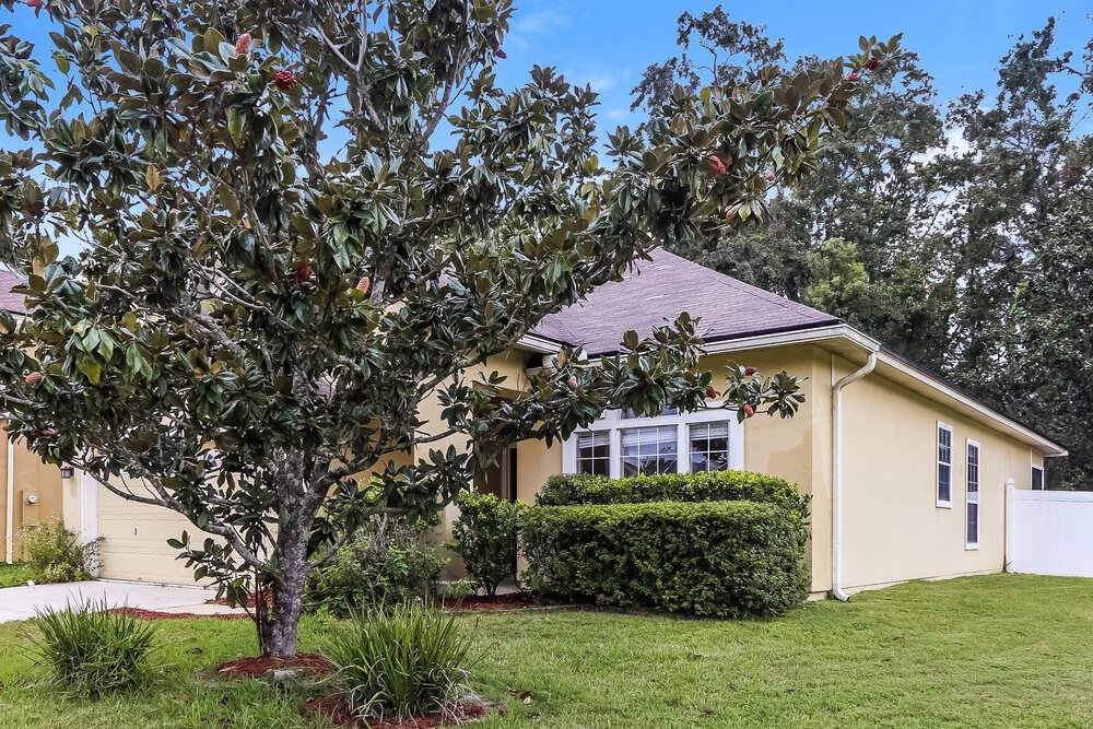4-Bed Rental on 741 Indigo Run photo 4