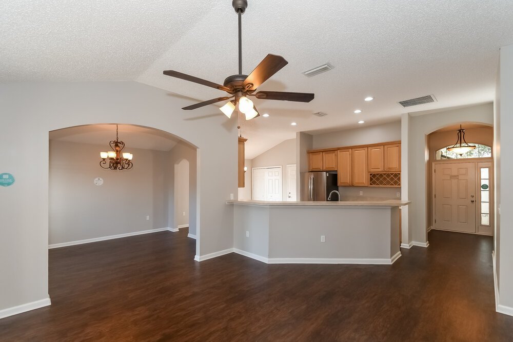4-Bed Rental on 2653 Fernleaf Dr photo 4