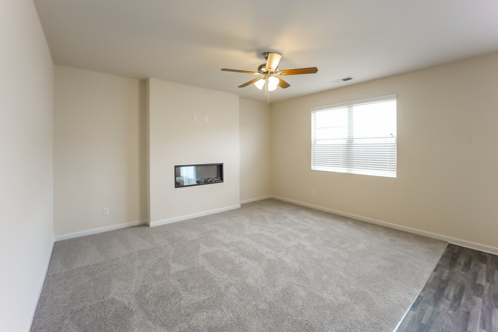 4-Bed Rental on 449 Culloden Moor photo 4