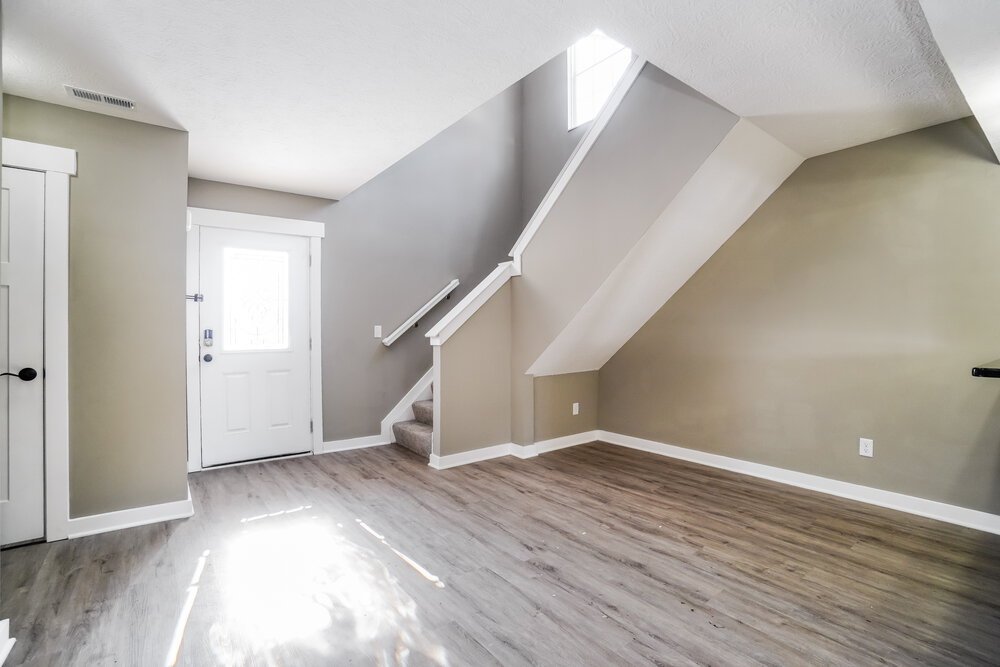 5-Bed Rental on 4902 Dickens Dr photo 4