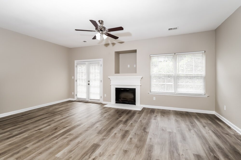 3-Bed Rental on 2883 Windsor Forrest photo 4
