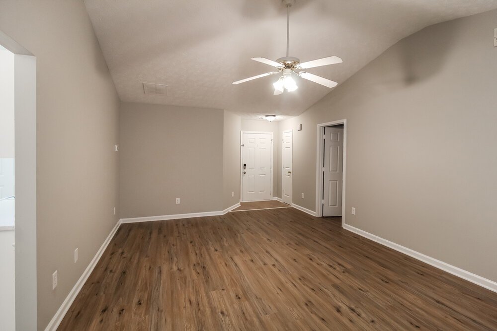 3-Bed Rental on 4302 Marci Street photo 4