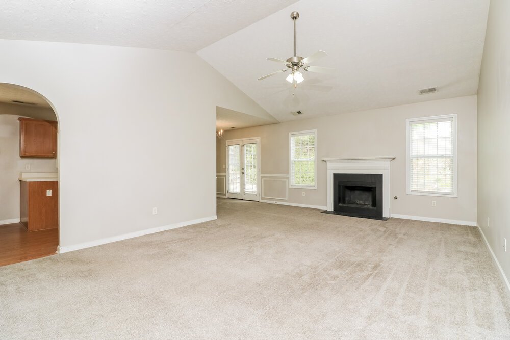 3-Bed Rental on 226 Overlook Ct photo 4