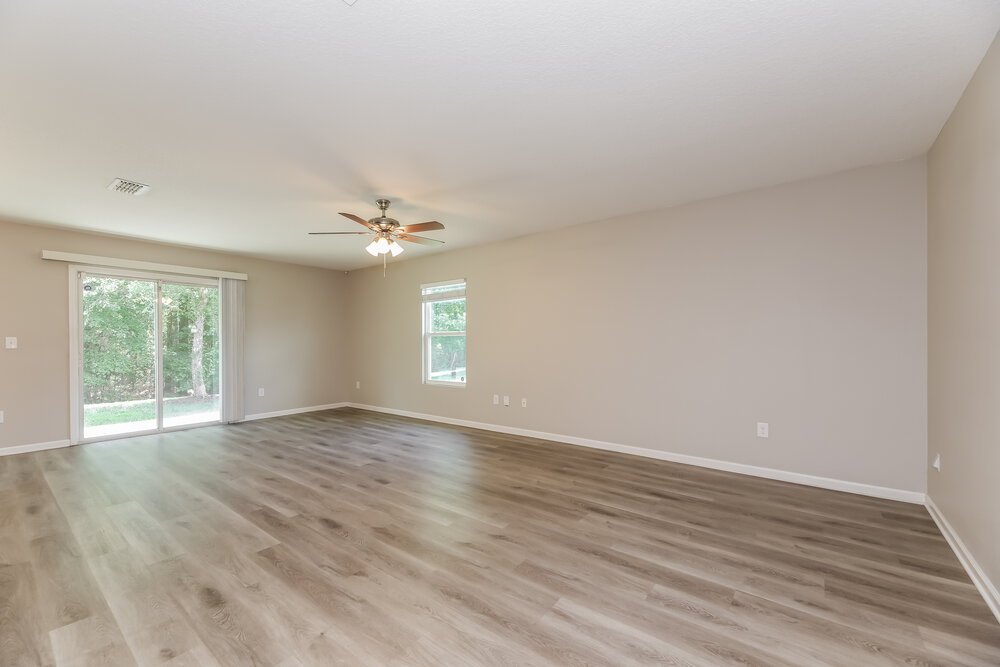 3-Bed Rental on 12331 Glimmer Way photo 4