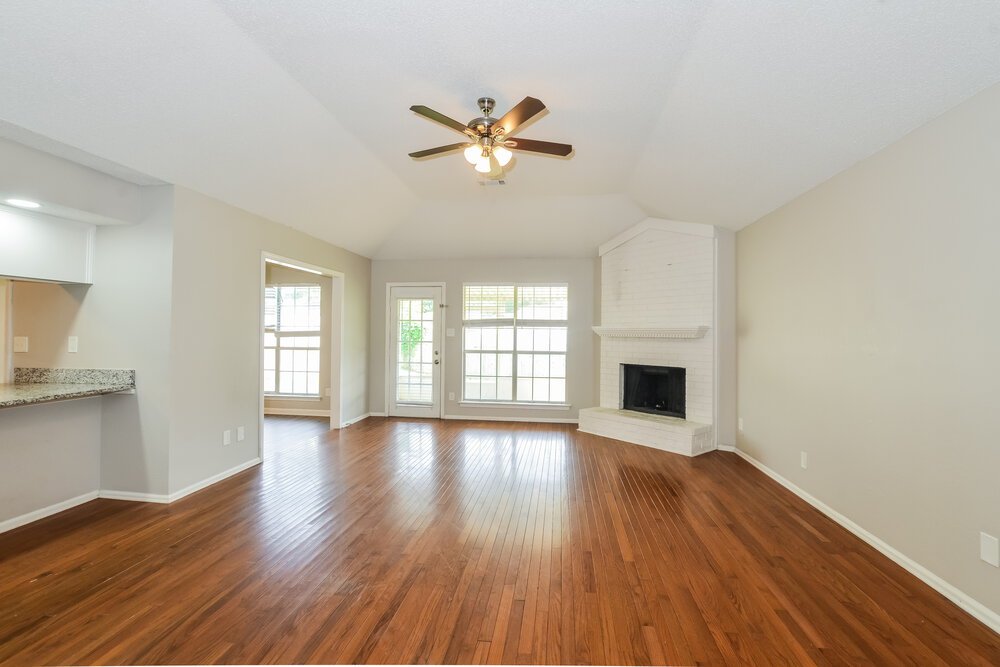 3-Bed Rental on 6899 Gallop Dr photo 4