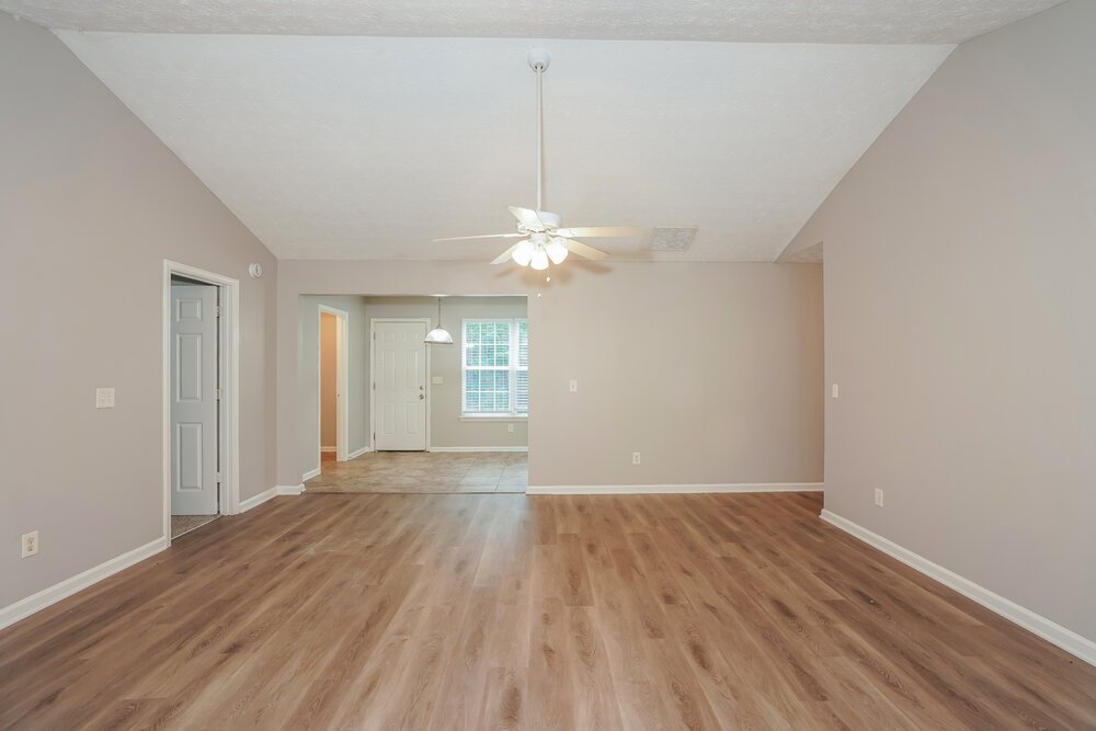 4-Bed Rental on 243 Rocky Point photo 4
