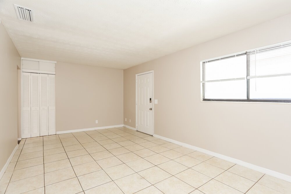3-Bed Rental on 7233 Eudine Dr photo 4