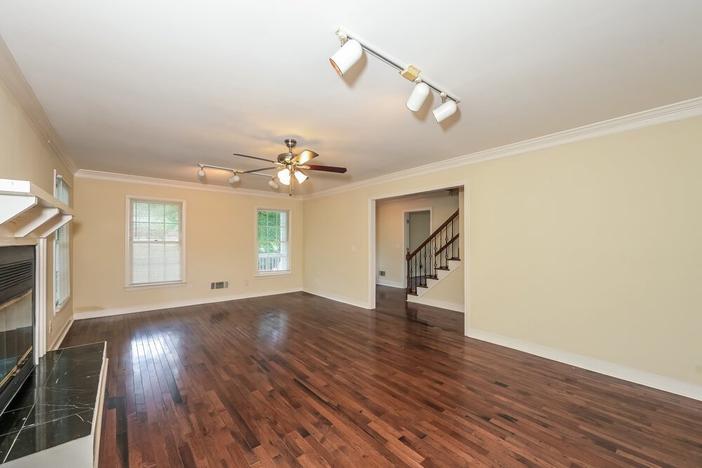 4-Bed Rental on 521 Sequoia Court photo 4