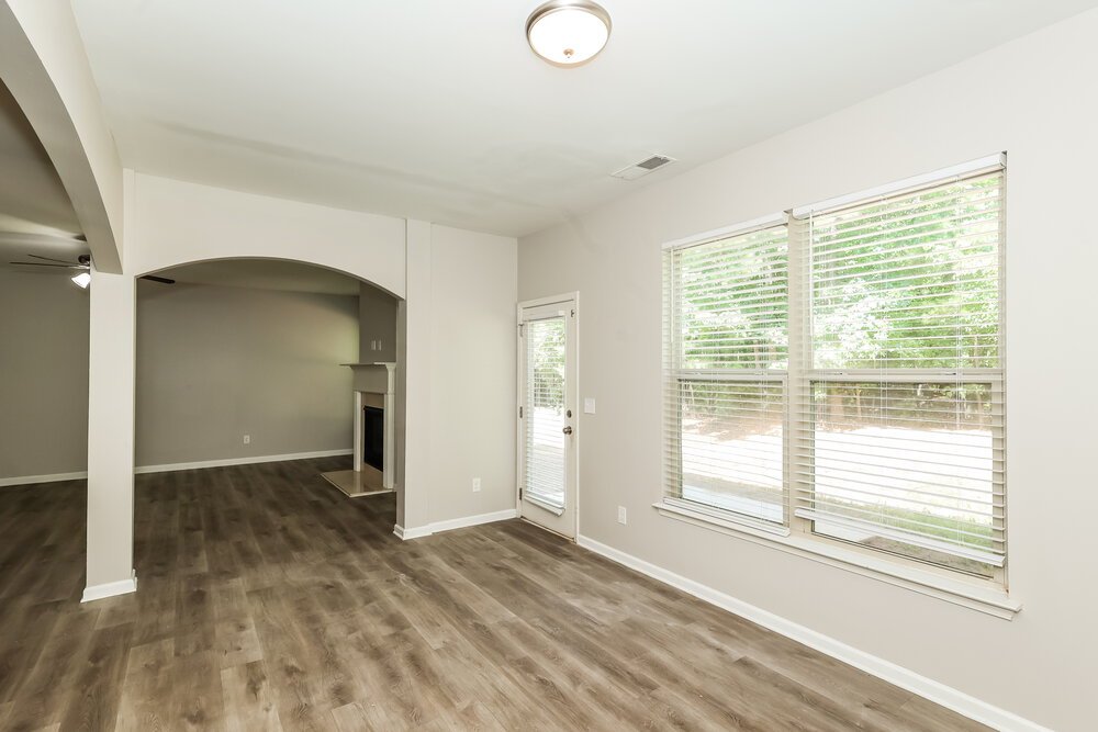 4-Bed Rental on 117 Worthing Ln photo 4