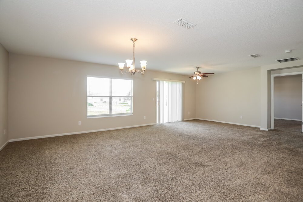 4-Bed Rental on 3251 Canyon Falls photo 4