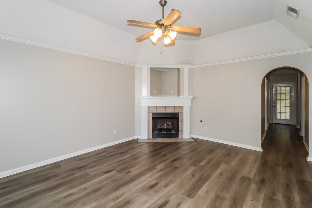 3-Bed Rental on 1067 Cross Meadow photo 4