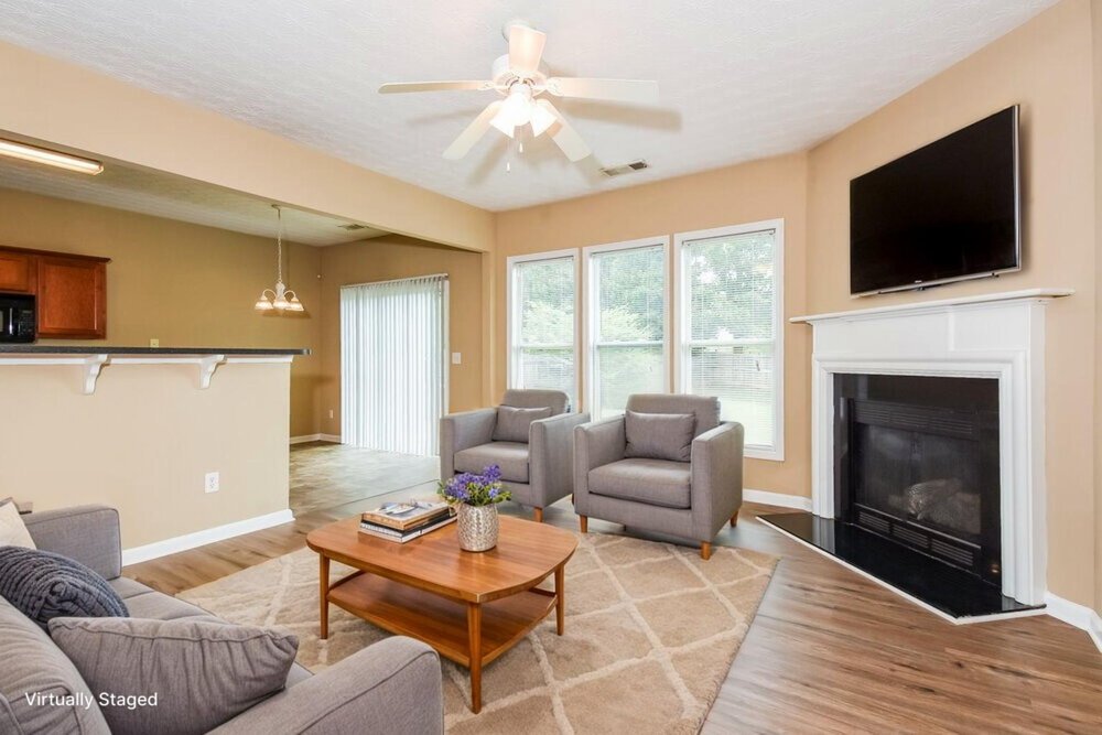 3-Bed Rental on 206 Winterbury Dr photo 4