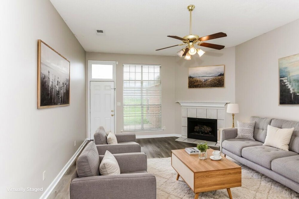 3-Bed Rental on 1142 Red Fern photo 4