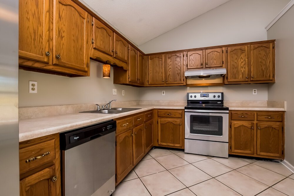 3-Bed Rental on 10378 Yates Dr photo 4