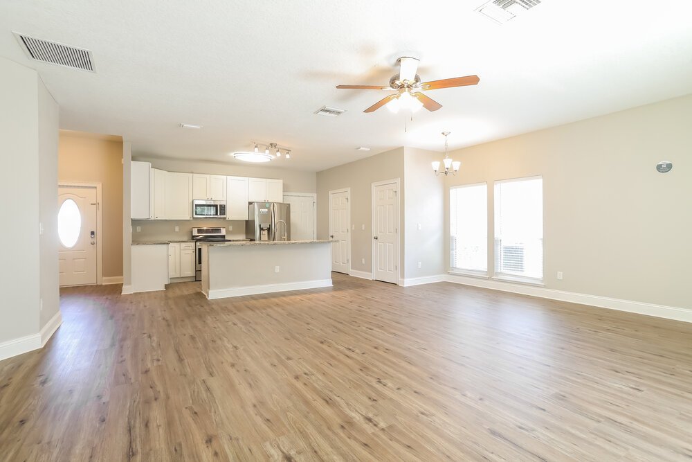 3-Bed Rental on 1507 Julia St photo 4