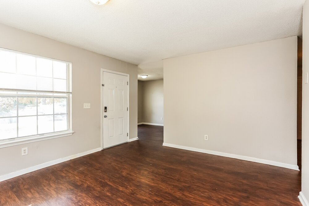 3-Bed Rental on 2268 W 44th photo 4