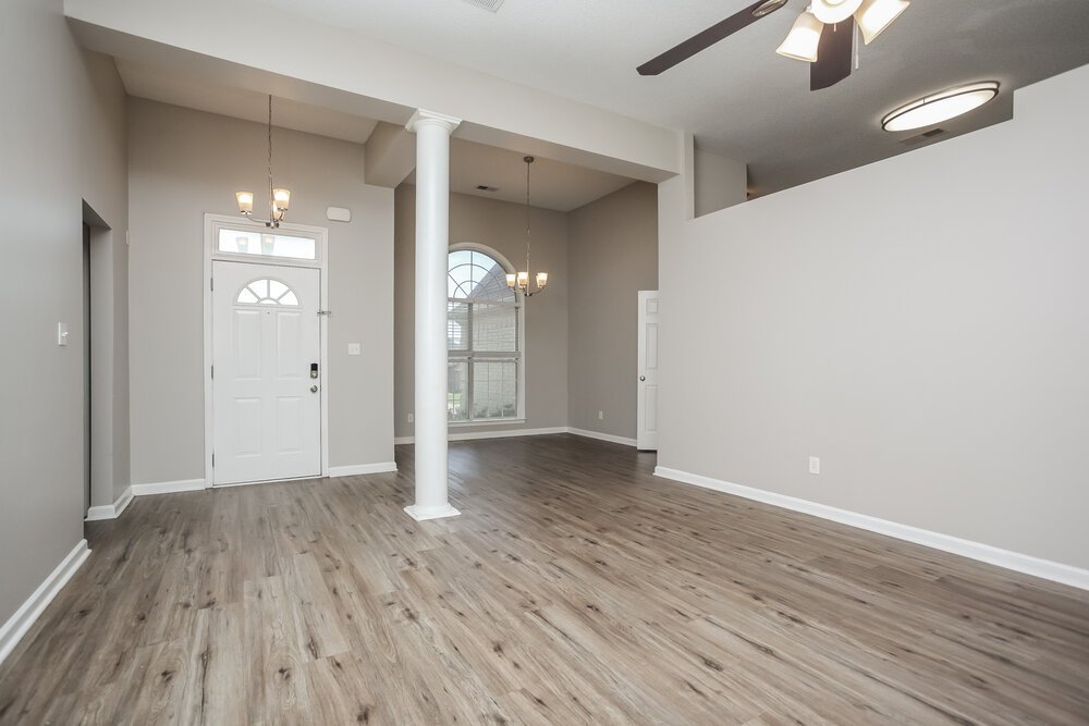 4-Bed Rental on 1531 Carlton Ridge photo 4