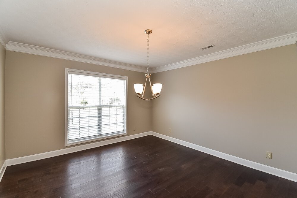 4-Bed Rental on 2091 Samantha Cir photo 5