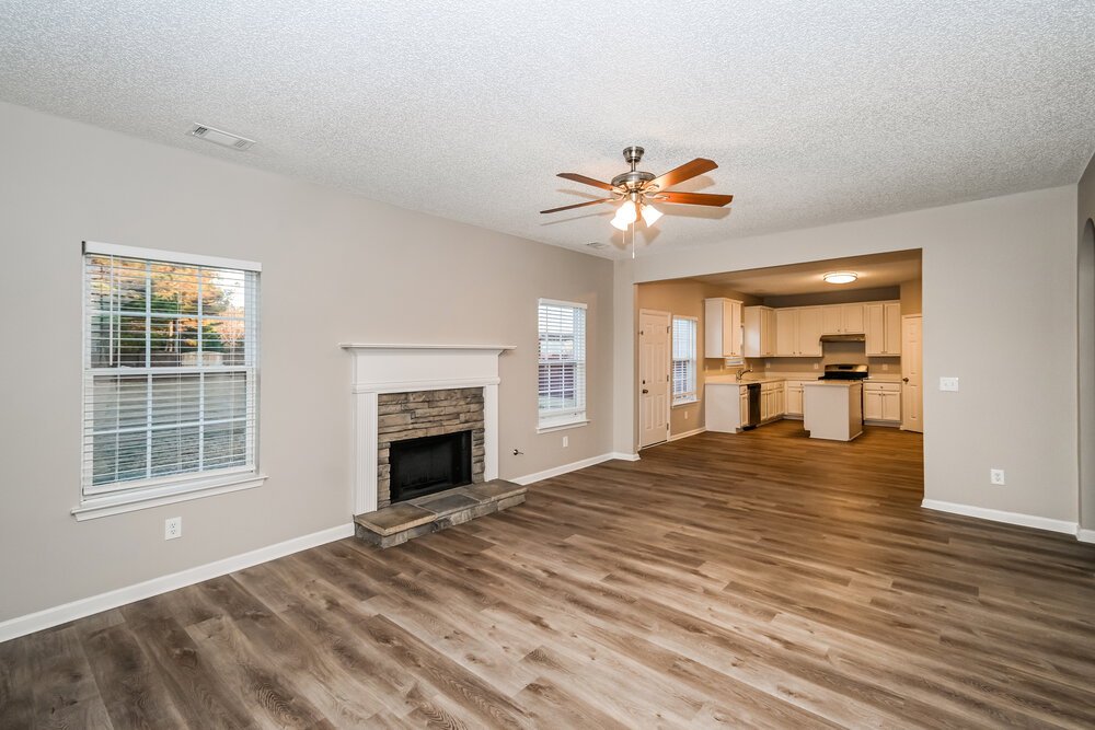 4-Bed Rental on 6657 Delaware Bnd photo 5