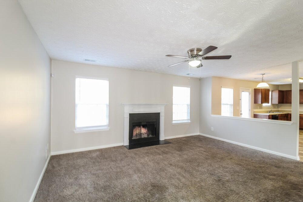 4-Bed Rental on 296 Millstone Dr photo 5