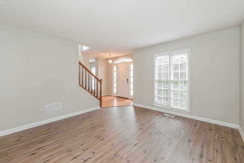 5-Bed Rental on 1952 Mcadoo Ct photo 5