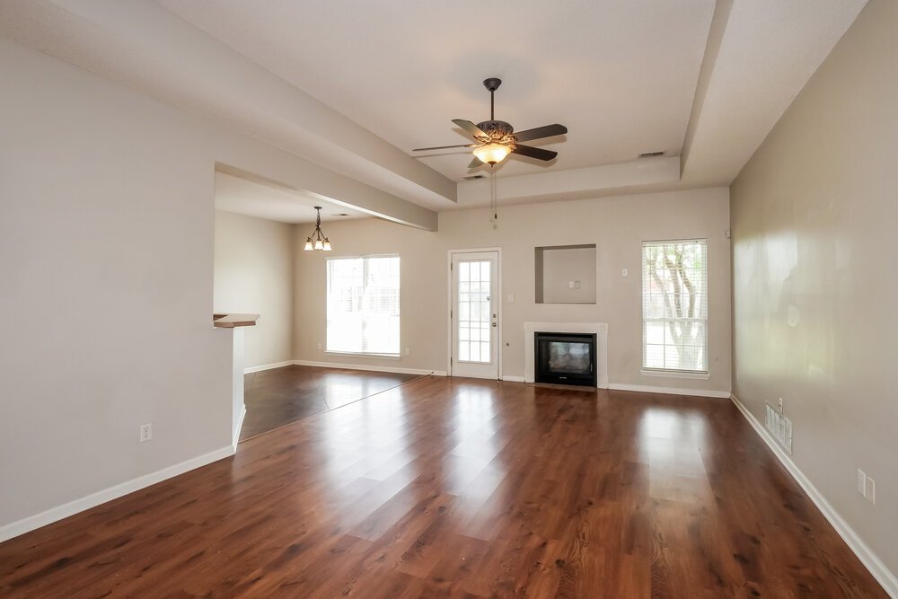 3-Bed Rental on 8426 Linda Shore photo 5