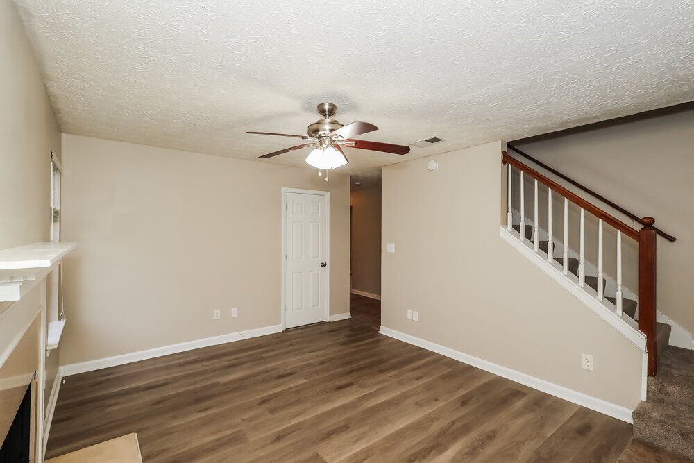 3-Bed Rental on 5599 Rock Shoals photo 5